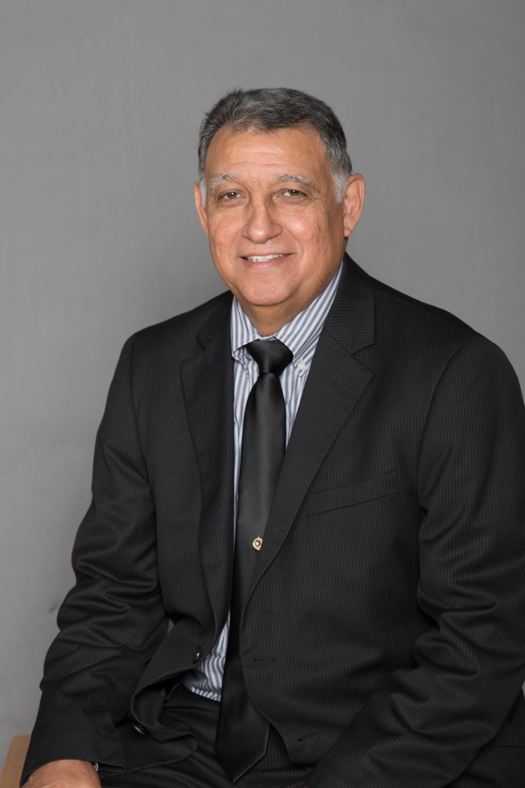 Gilbert Belmontes Head Shot